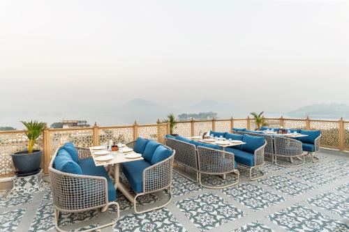 acacia somgarh udaipur