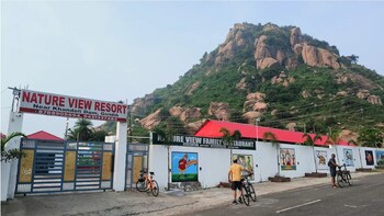 Nature View Resort,,2 star