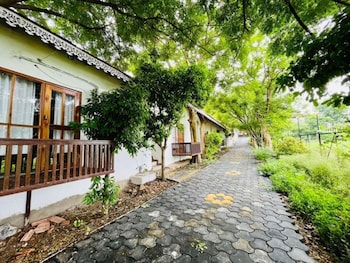 Malgudi Days And Resorts,,3 star