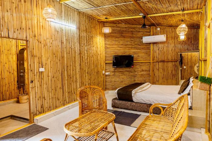 shree hari bamboo vihar