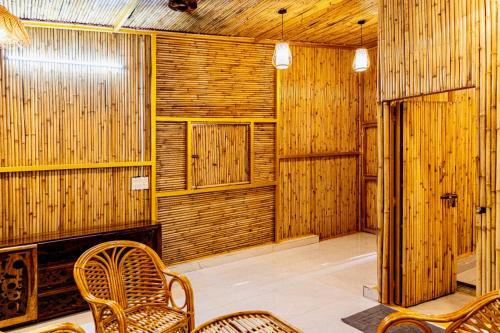 shree hari bamboo vihar