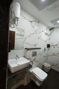 hotel raj residency