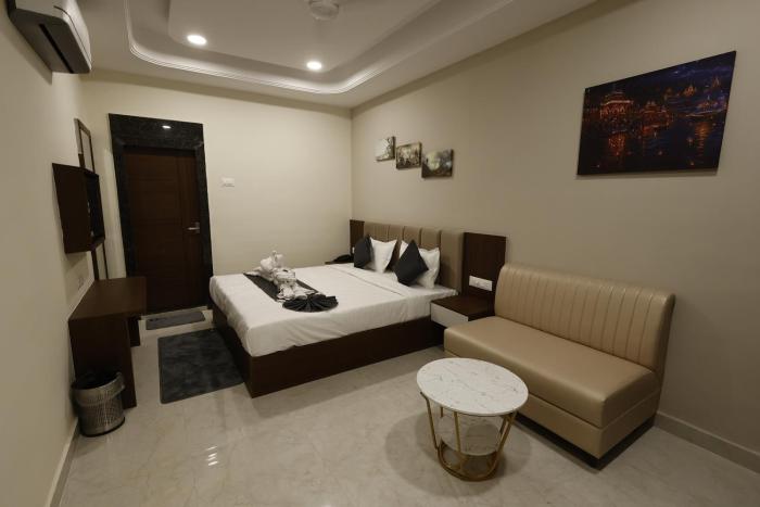 hotel raj residency