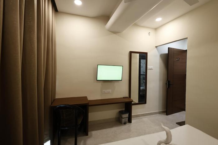 hotel raj residency