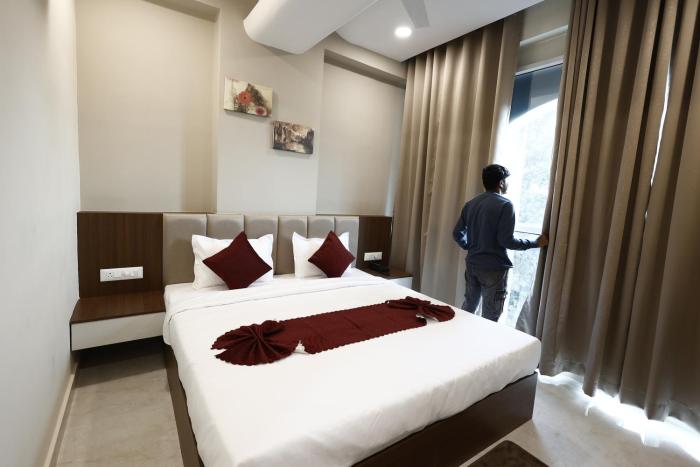 hotel raj residency