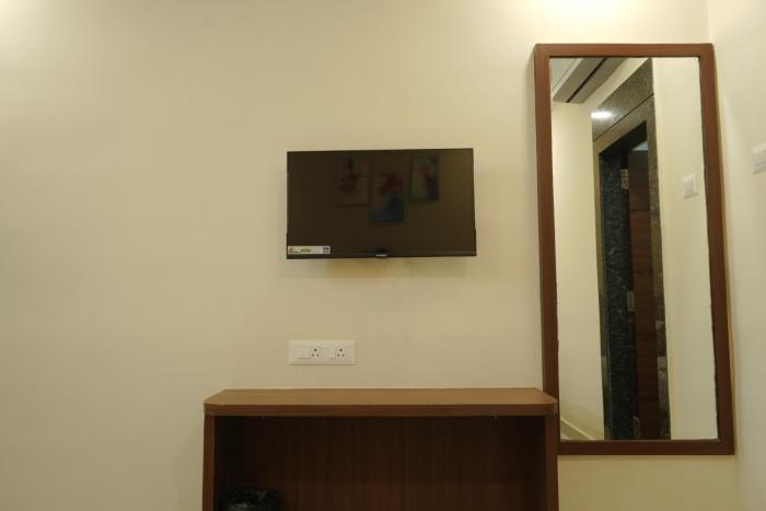 hotel raj residency