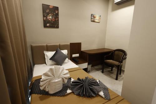 hotel raj residency