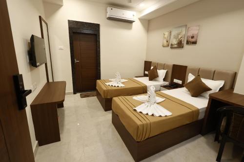 hotel raj residency