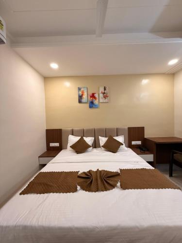 hotel raj residency