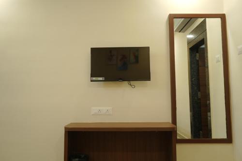 hotel raj residency