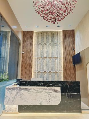 hotel maskan surat