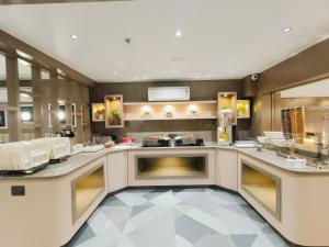 hotel maskan surat