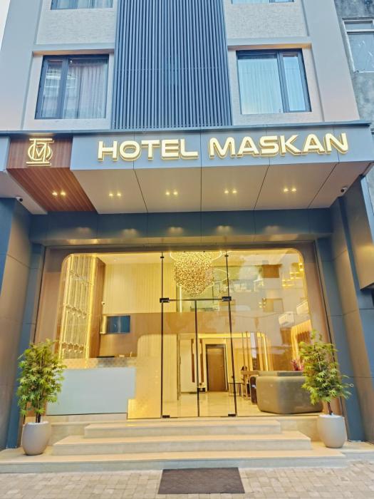 hotel maskan surat