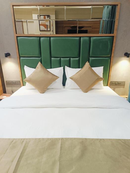hotel maskan surat