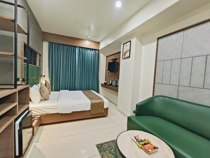 hotel maskan surat