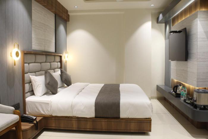 hotel maskan surat
