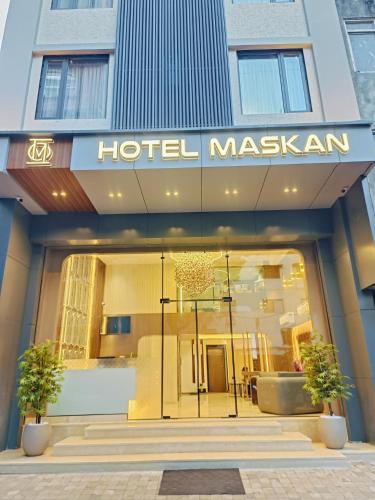 hotel maskan surat