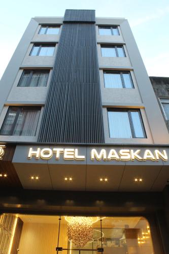 hotel maskan surat