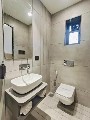 hotel maskan surat