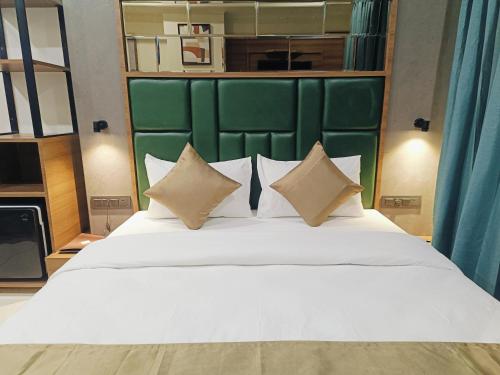 hotel maskan surat
