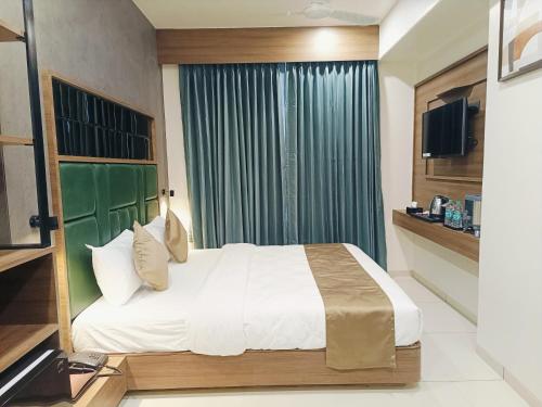hotel maskan surat