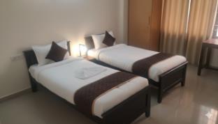 starlight hotels omr thoraipakkam
