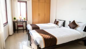 starlight hotels omr thoraipakkam