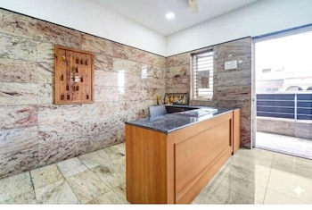 Prm Classic Lodge,,2 star