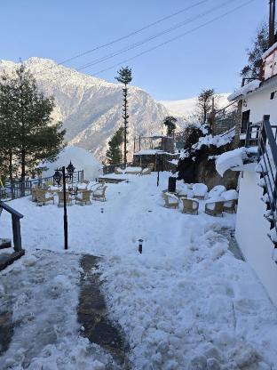 the glamp hills auli