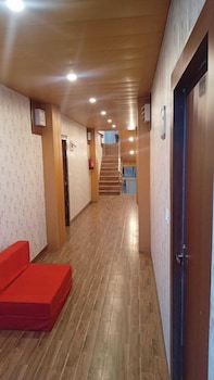 Hotel Pine View Villa,,2 star