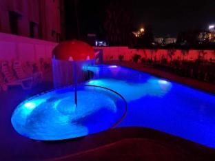 vijaya palace resort