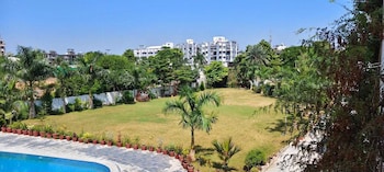 vijaya palace resort