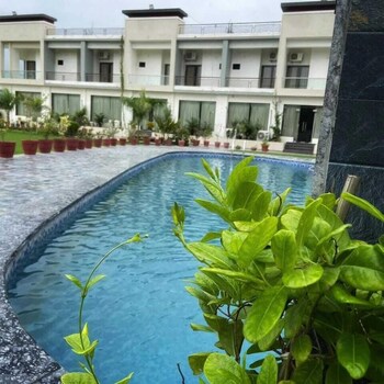 Vijaya Palace Resort,,3 star