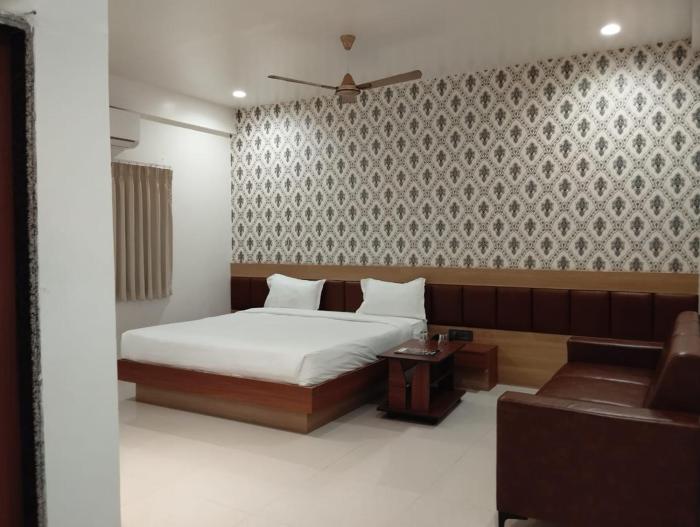 vijaya palace resort