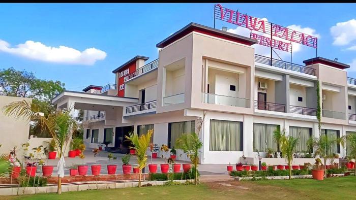 vijaya palace resort