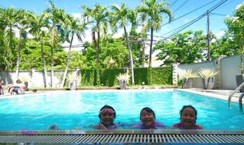 Country Heritage Resort Hotel,Surabaya>>Malang,3 star