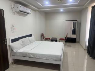 m g elite hyderabad