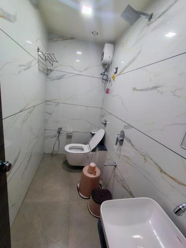 hotel vallabh sky