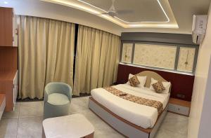 hotel vallabh sky
