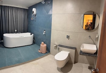 Hotel Vallabh Sky,,2 star