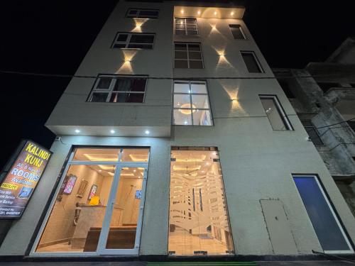 hotel kalindi kunj