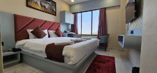 hotel velvet vista