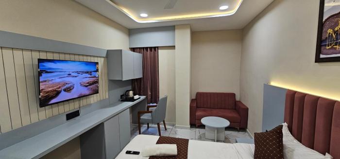 hotel velvet vista