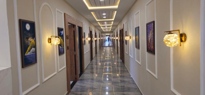 hotel velvet vista