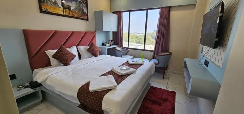 hotel velvet vista