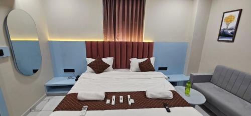 hotel velvet vista