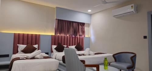 hotel velvet vista