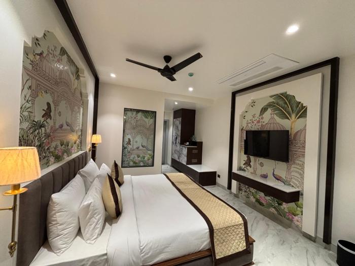 hotel raj hari palace