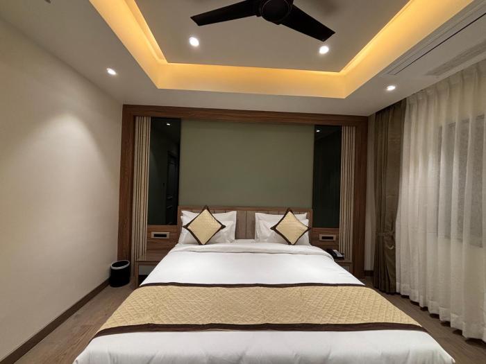 hotel raj hari palace