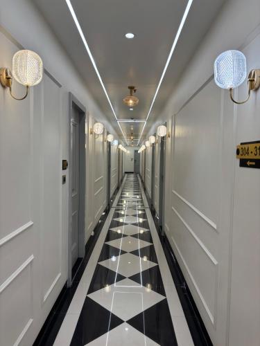 hotel raj hari palace